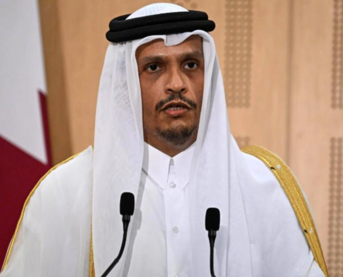 看来，卡塔尔这次总算没有白挨打，开始变得聪明起来了。3月10日，卡塔尔前首相突然