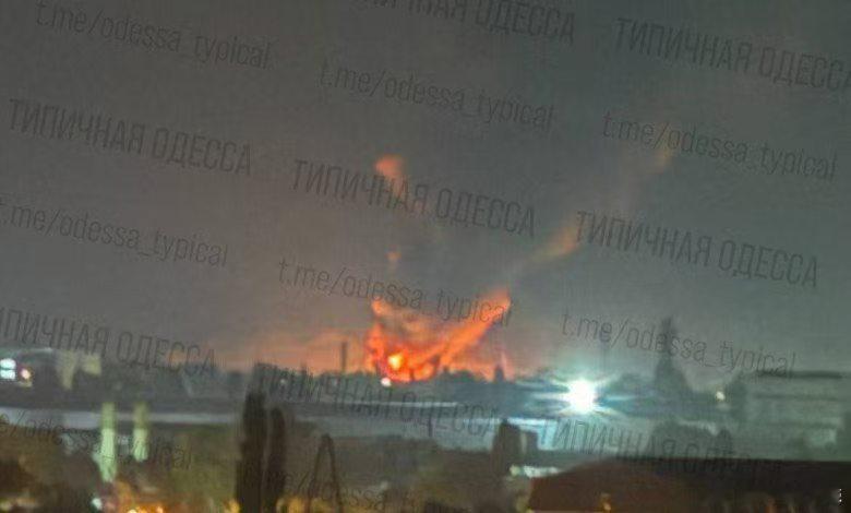 1、今晚，乌克兰南部敖德萨州发生爆炸，在美国总统唐纳德·J·特朗普和乌克兰总统弗