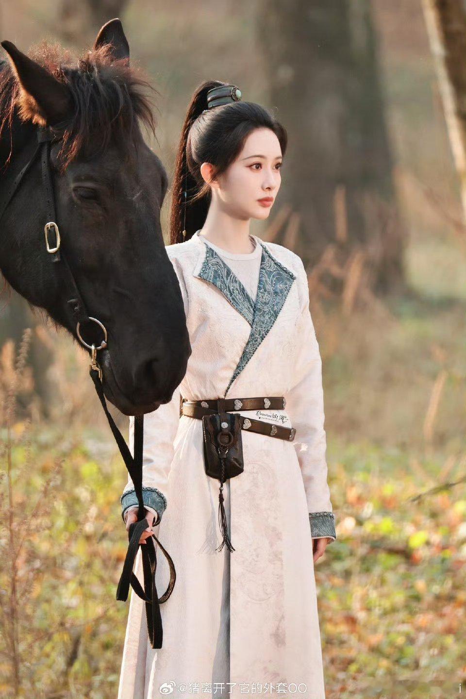 孟子义《尚公主》暮晚摇骑马路透，谁的俊夫！！ 孟子义