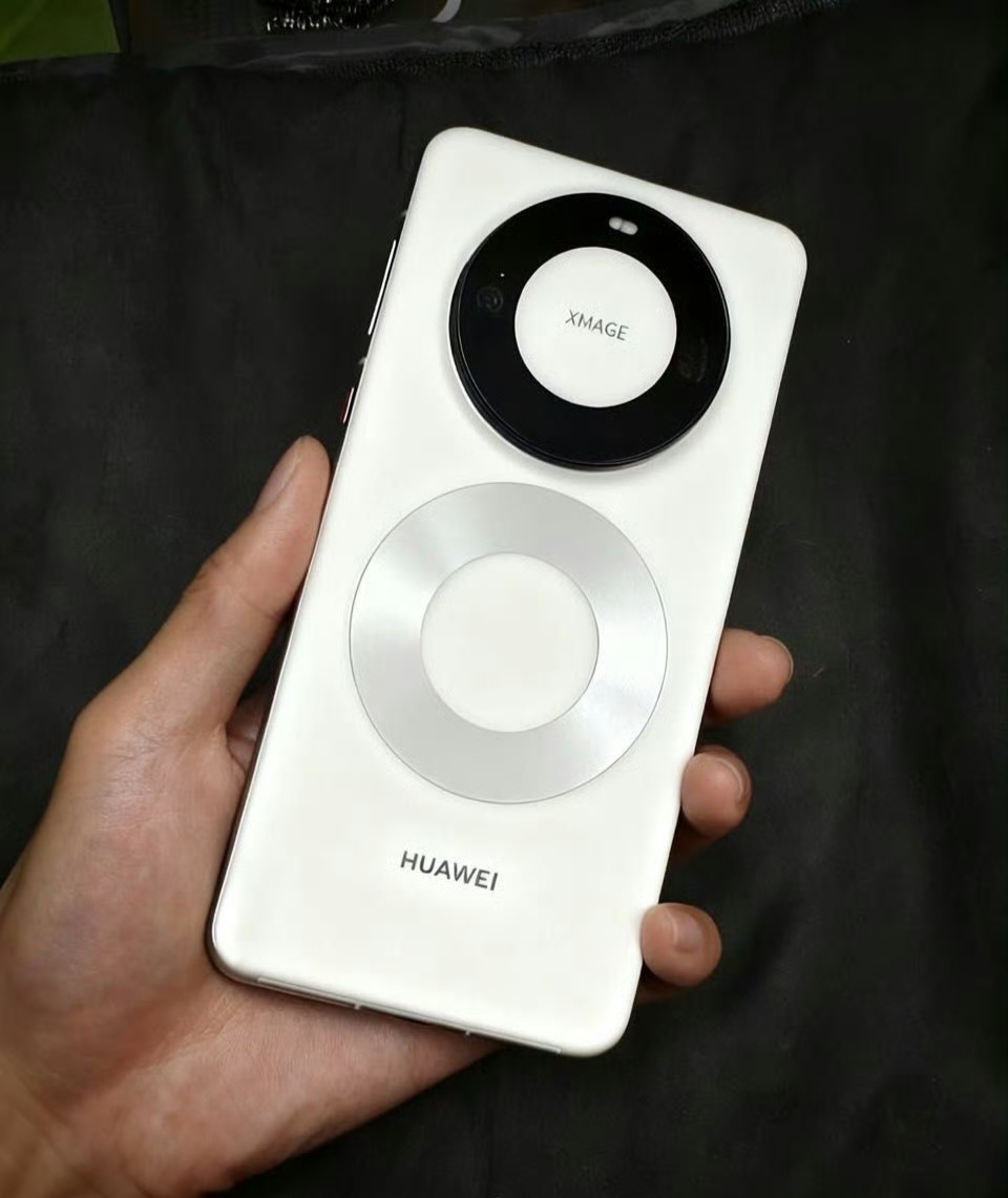 真机已上手！有什么想问的？哪个大圆圈是干啥的知道吗？ 