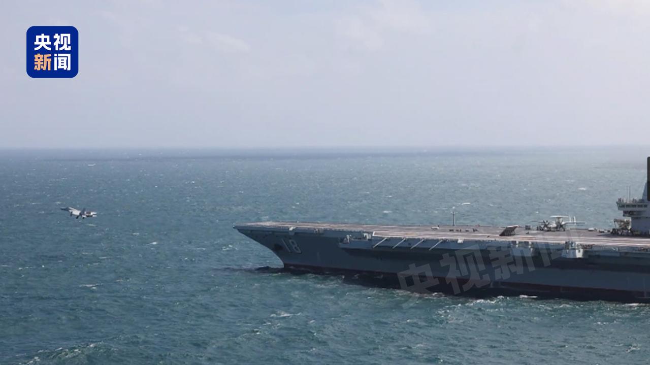 好消息啊

福建号航空母舰第一次穿越了台湾海峡。

台湾地区飞机跟踪拍照留念。
