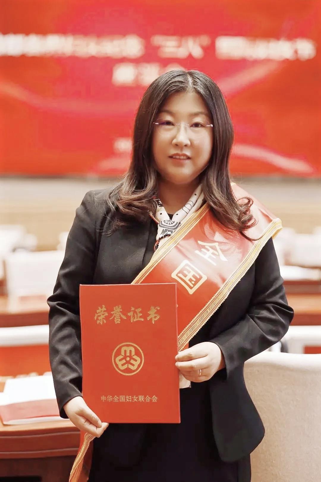 内蒙古林东一中1987届毕业生、北大工学院力学与工程科学系原主任、北京大学工学院