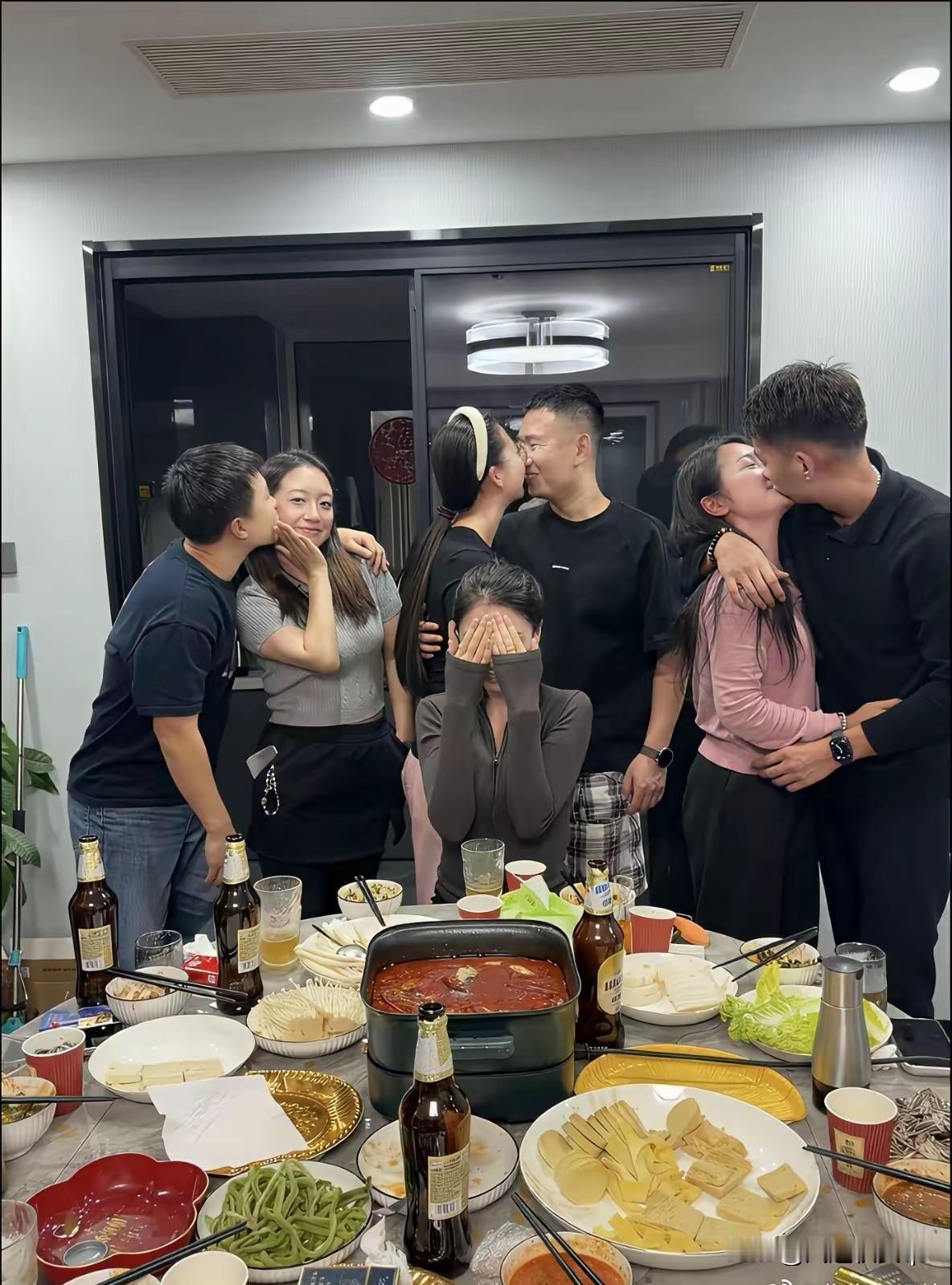 催婚的新方式。