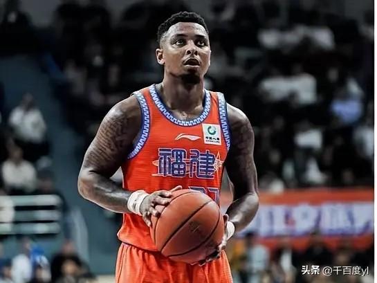 辽宁男篮三连客输了两场
辽宁男篮近期三个客场已经输掉两场了，先输吉林后输广州。输