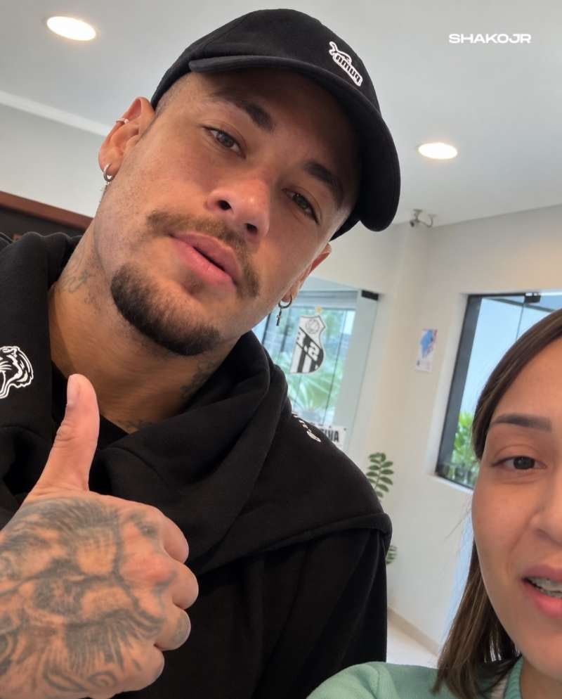 neymar[超话] 内马尔的“新样子”内马尔 ​​​