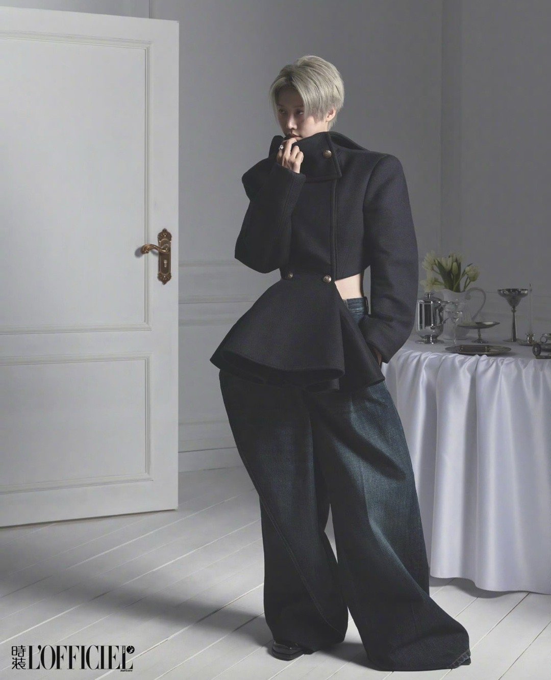 刘雨昕时装三月刊开季封面大片，好高级，不愧是乐坛新生代女歌手top！