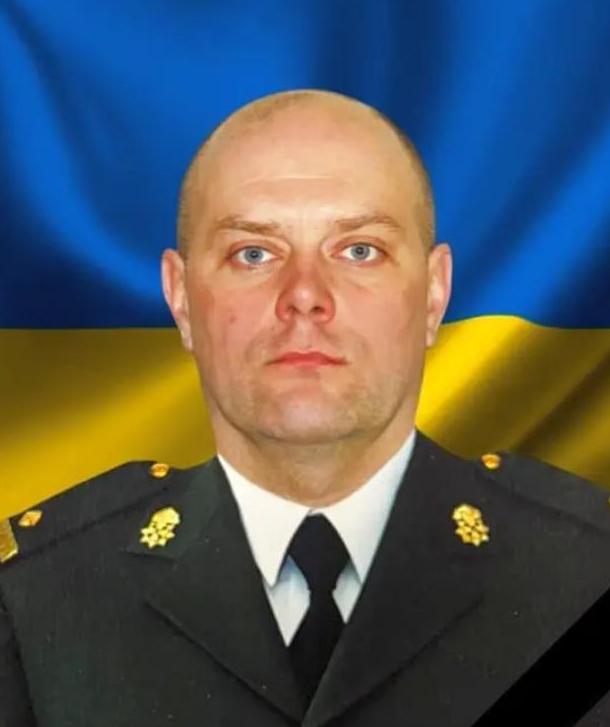 先别盯着委内瑞拉了，俄乌战场又出事了，乌军的马克西姆上校已经被俄军所击毙了。
