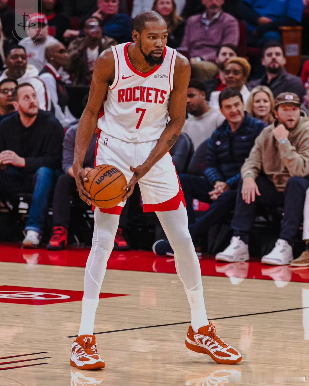 窝火的比赛还用看？火箭117-98狂胜太阳，球队升至西部第二！KD28分8助攻，