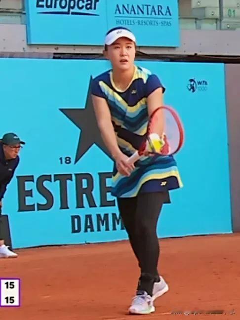 北京时间4月24日，WTA1000马德里站(红土场地)女子单打第一轮，在刚刚结束