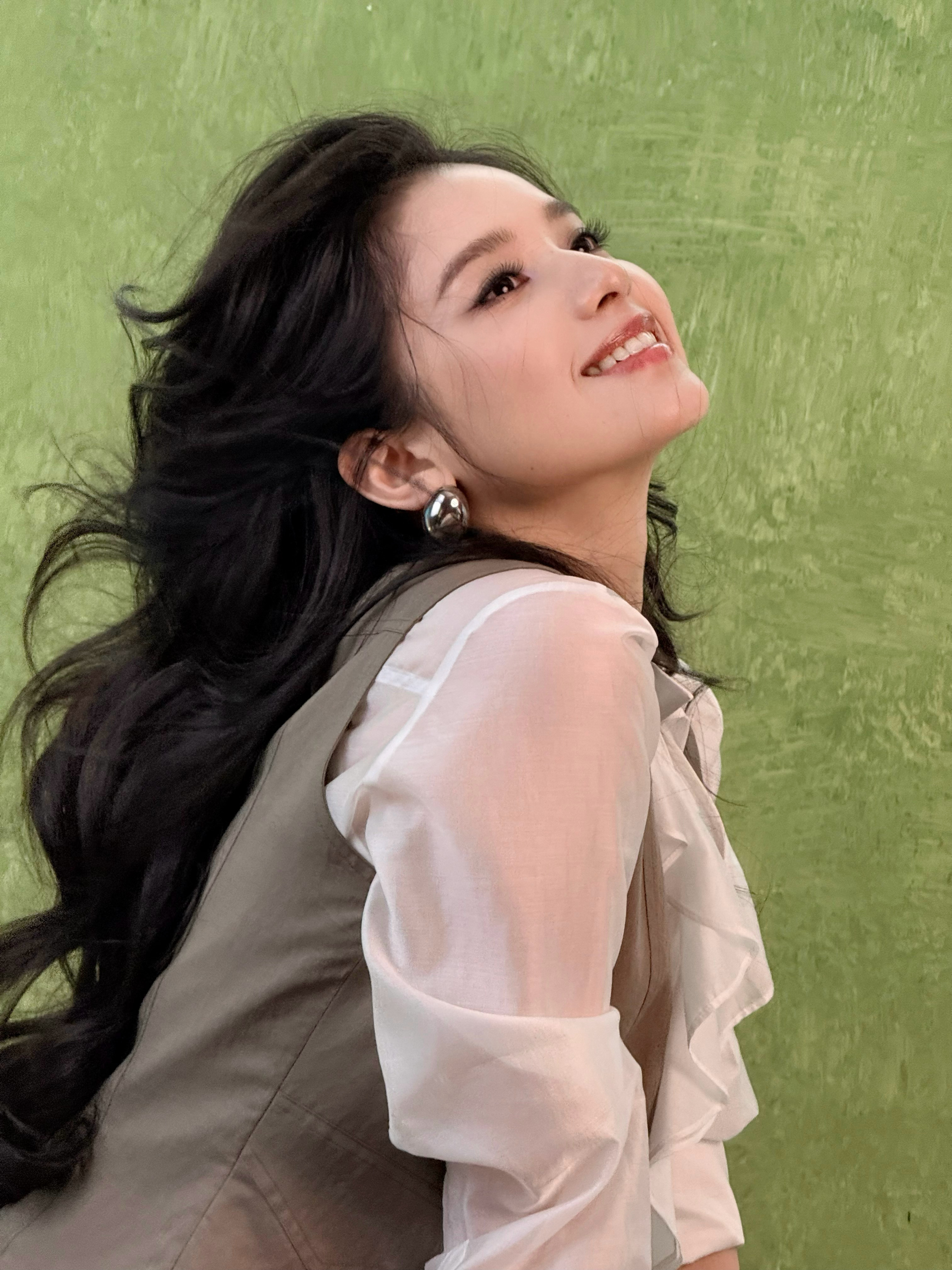 天、这个张婧仪完全是Live的神、美到我了 