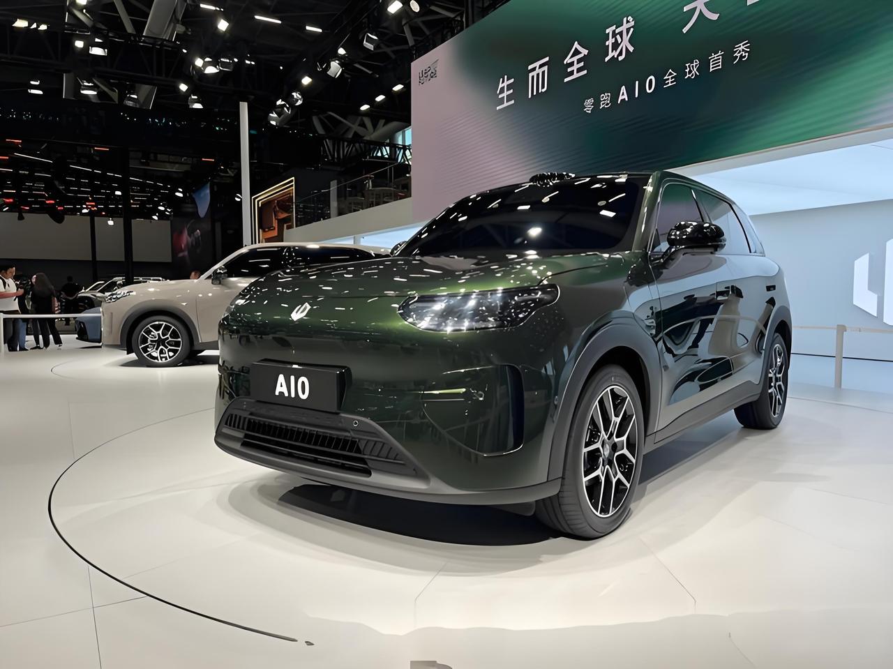 一个汽车“怪圈”，无论是新款式车还是库存车，总是价格上不去，汽车要发展，只有走出