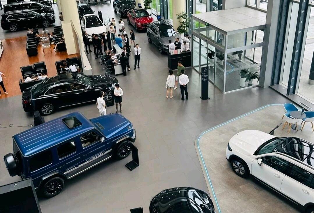 这周10多款新车扎堆上市，现在买车到底合不合适？这周车市是真热闹。

极氪8X、