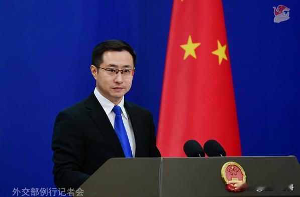 泰国法院判处两名中国籍男子死刑。中国人无论到哪里，都要遵守当地的法律法规，做一个