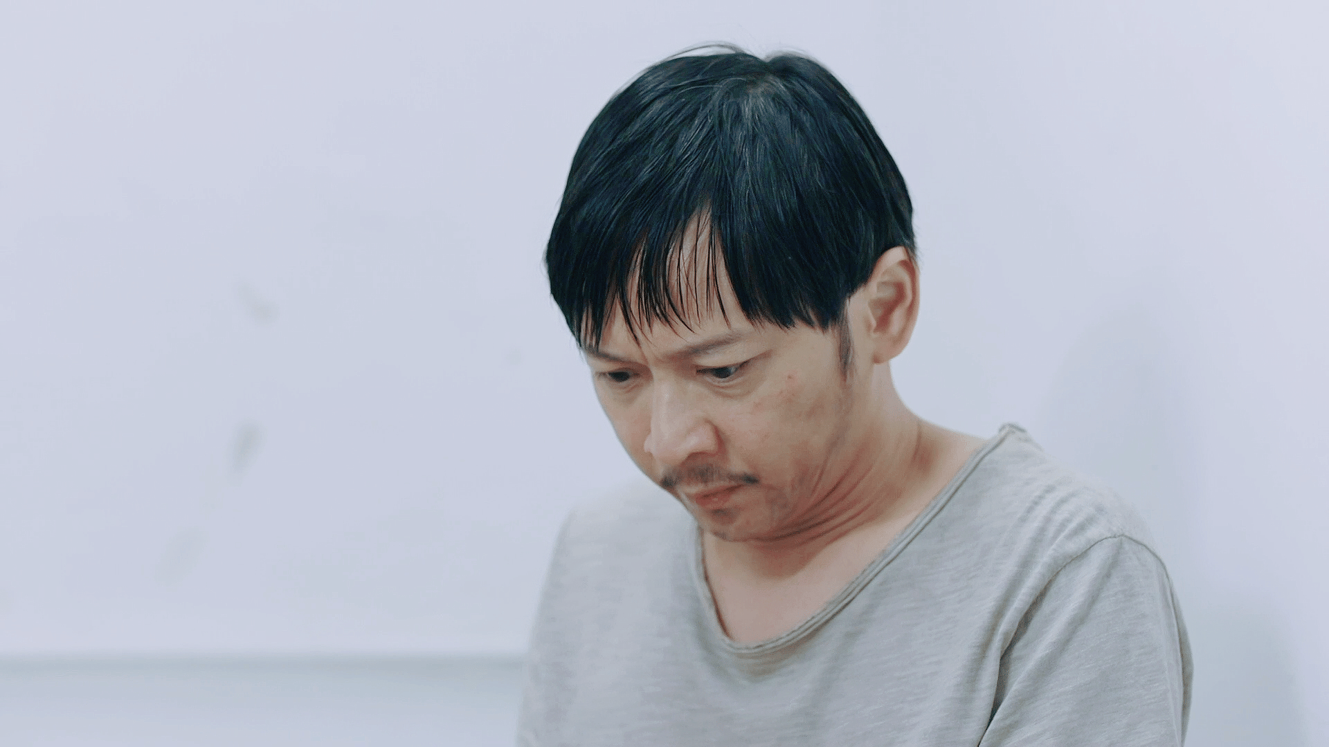 #以前有钞能力现在是超无力# 张东从辉煌到落魄，曾经钞能任意行，此刻无力苦难言。