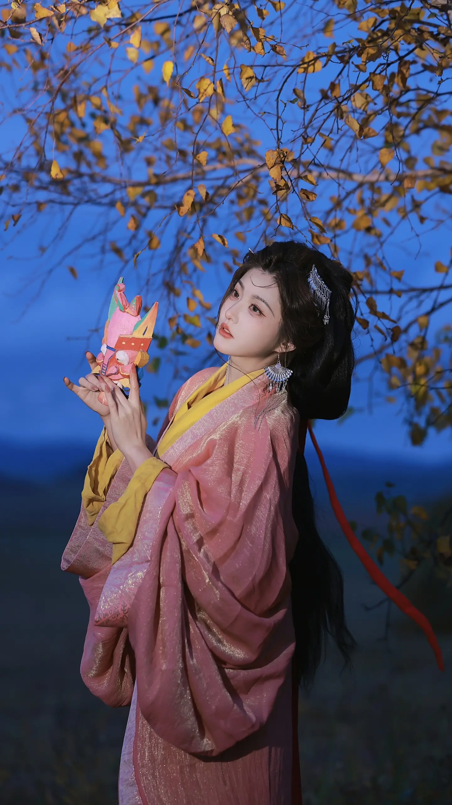 “有些爱意藏在秋风里”🍂。