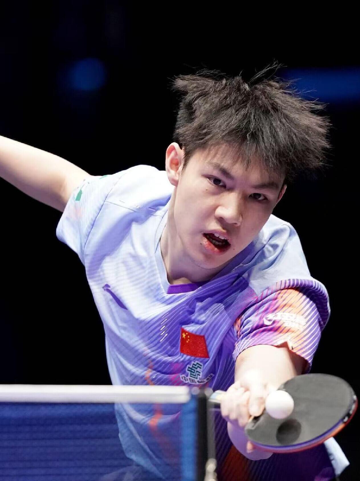 黄友政顺利晋级，也是拼出来的，参赛很多，总是看不到一种狠劲，恨铁不成钢的感觉！