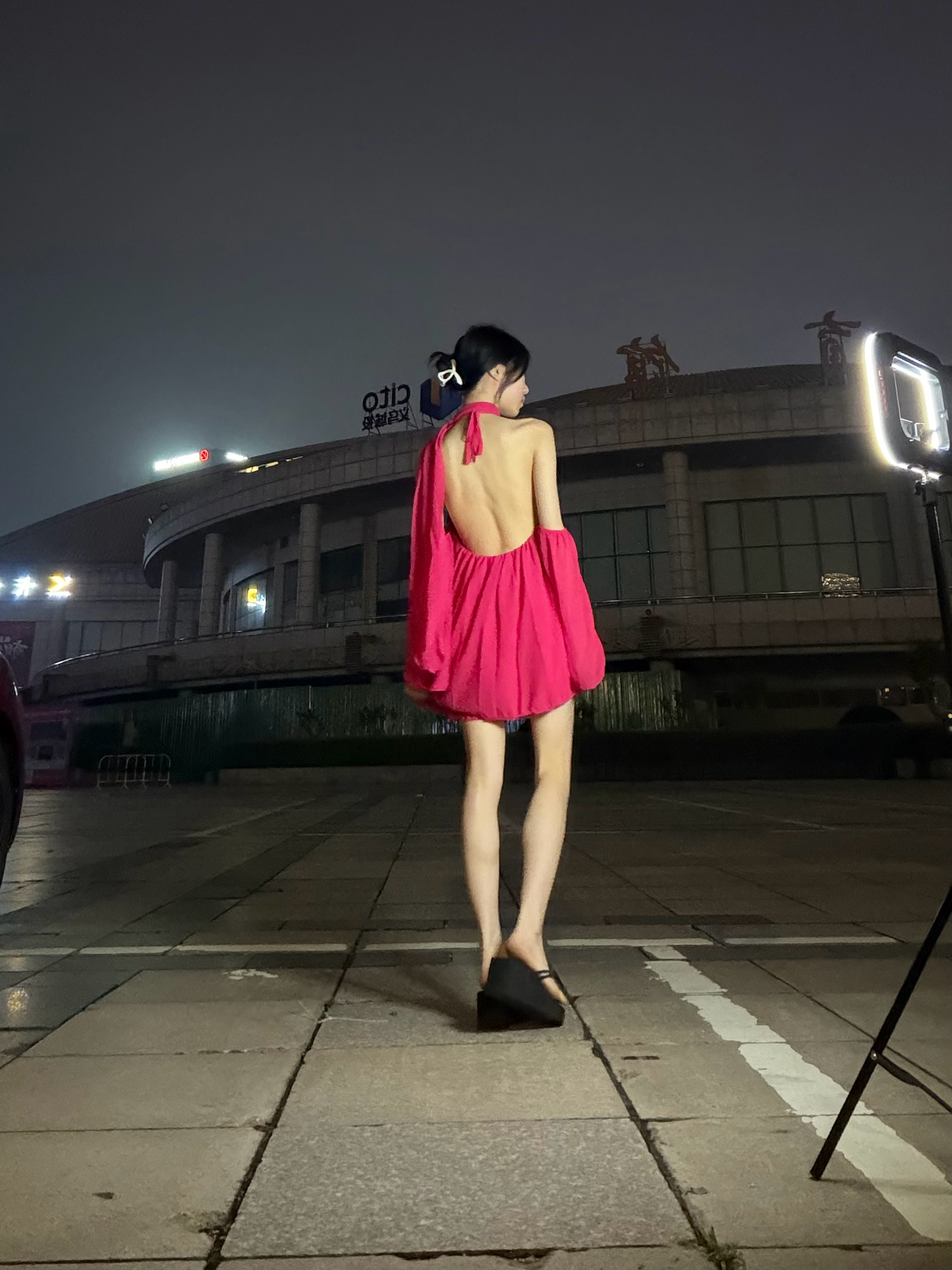 拍了好多懒得p先放几张原相机想看这身的嘛 义乌·义乌梅湖体育中心体育场
