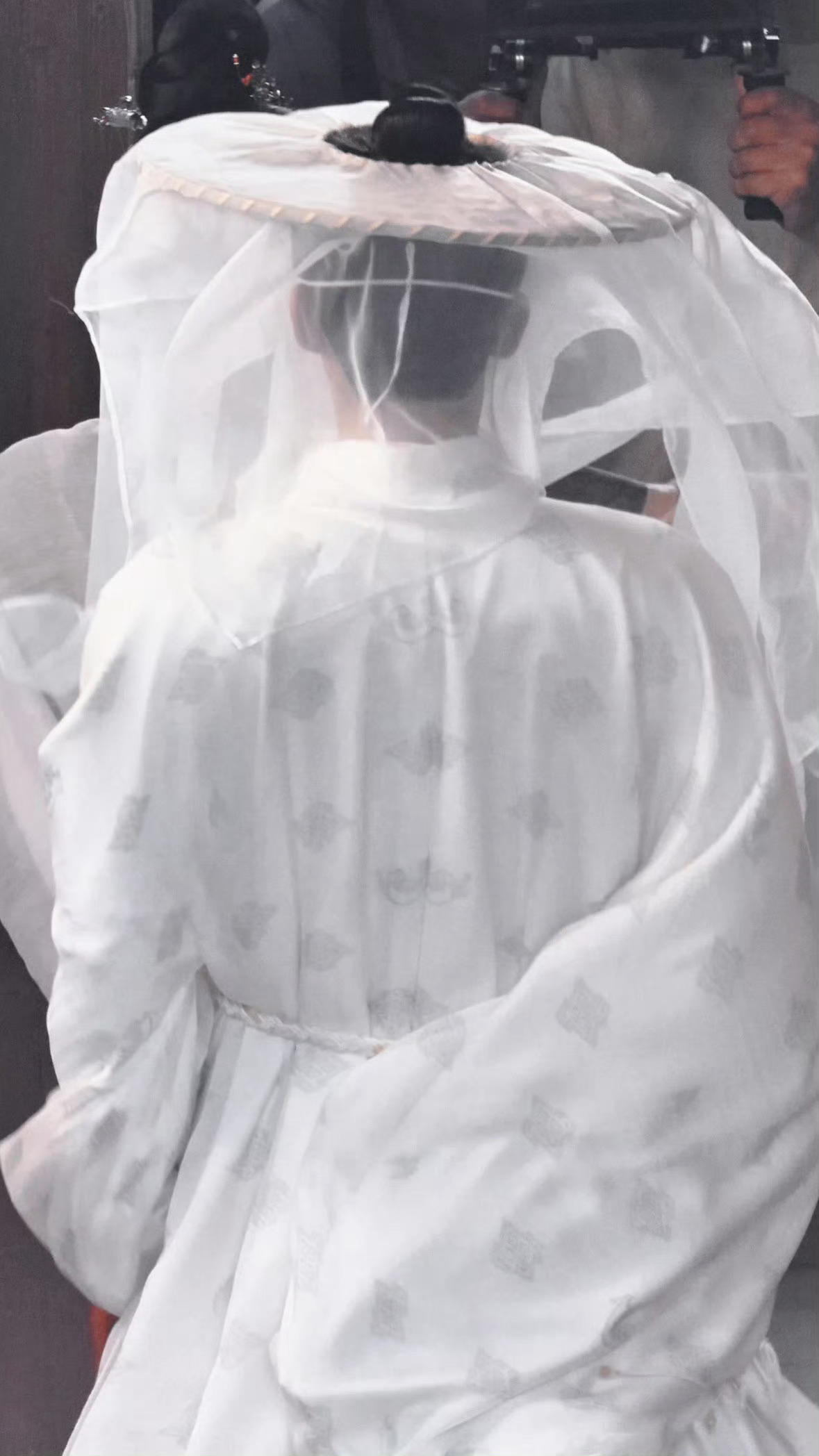 宽肩窄腰 仙人之姿 ​​​