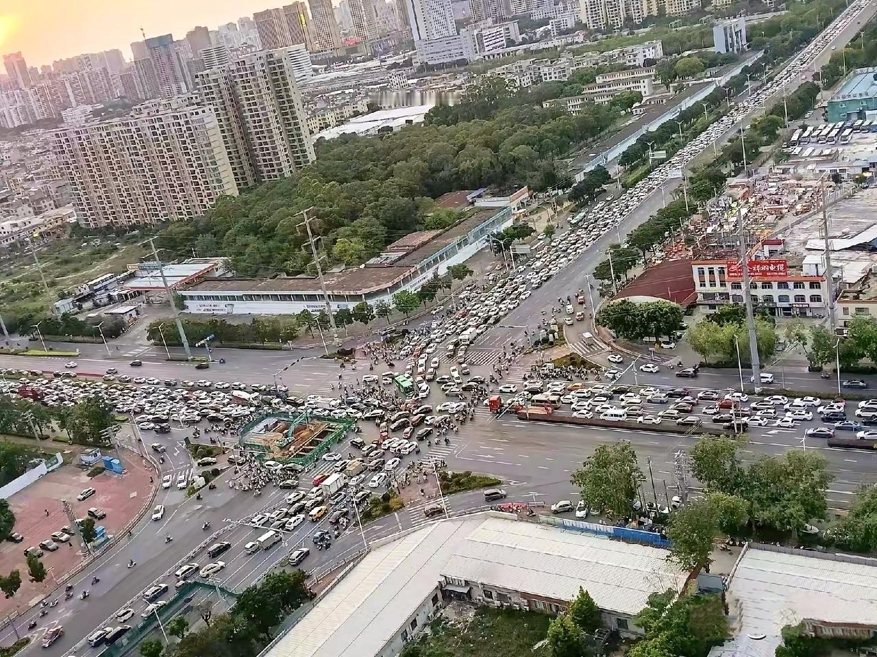 普通人最快的成长捷径：去做你最害怕的事
 
越往后越明白，
普通人真正最快成长的