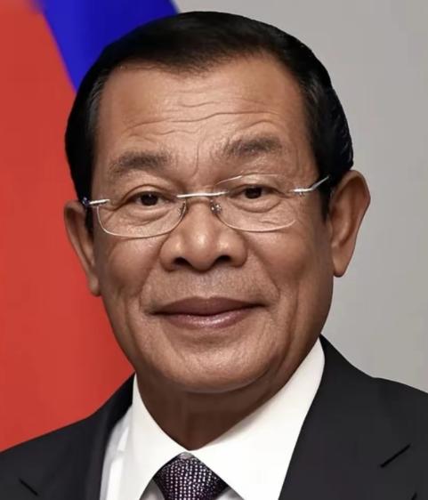 泰国对柬埔寨的一顿狂轰滥炸，让局外人算是看明白了，这不是打仗，这是“替天行道”，