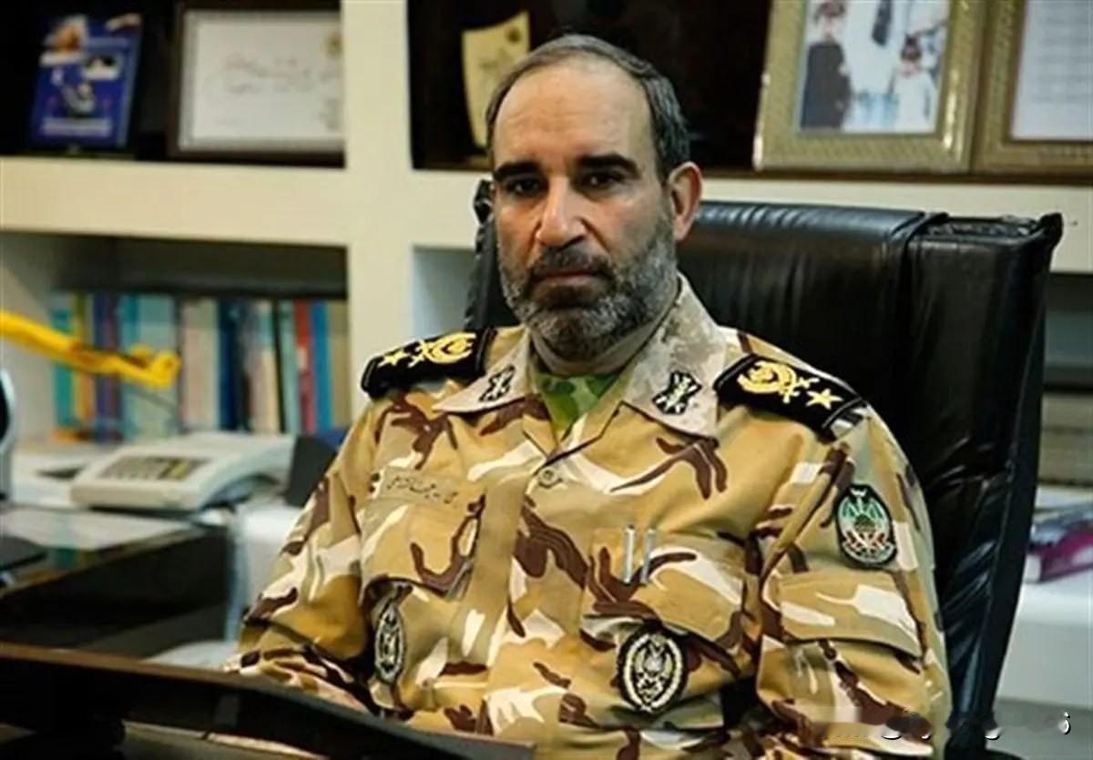 🇮🇷 伊朗陆军新任司令

阿里·贾汉沙希准将接替基乌马尔斯·海达里少将，出任