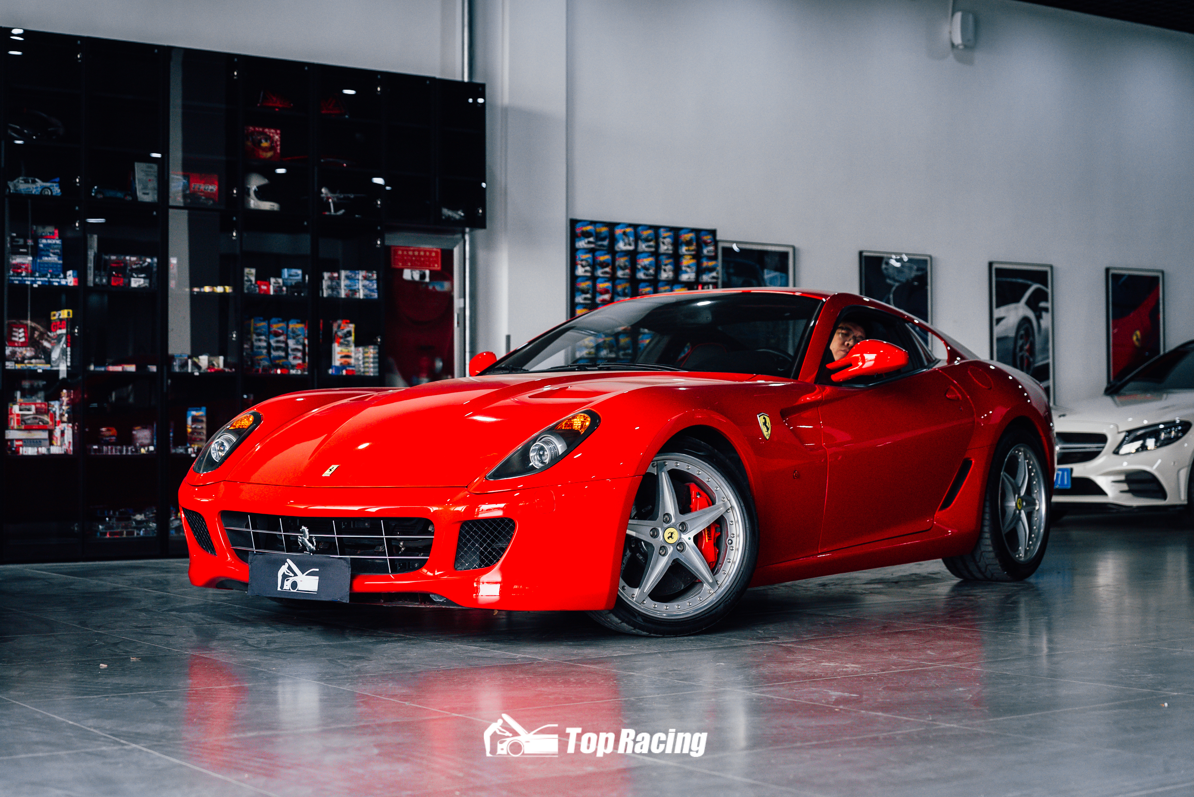 真是随手拍一张都很帅啊…经典的东西我觉得是不会过时的就像岳子的颜值 任时光荏苒 