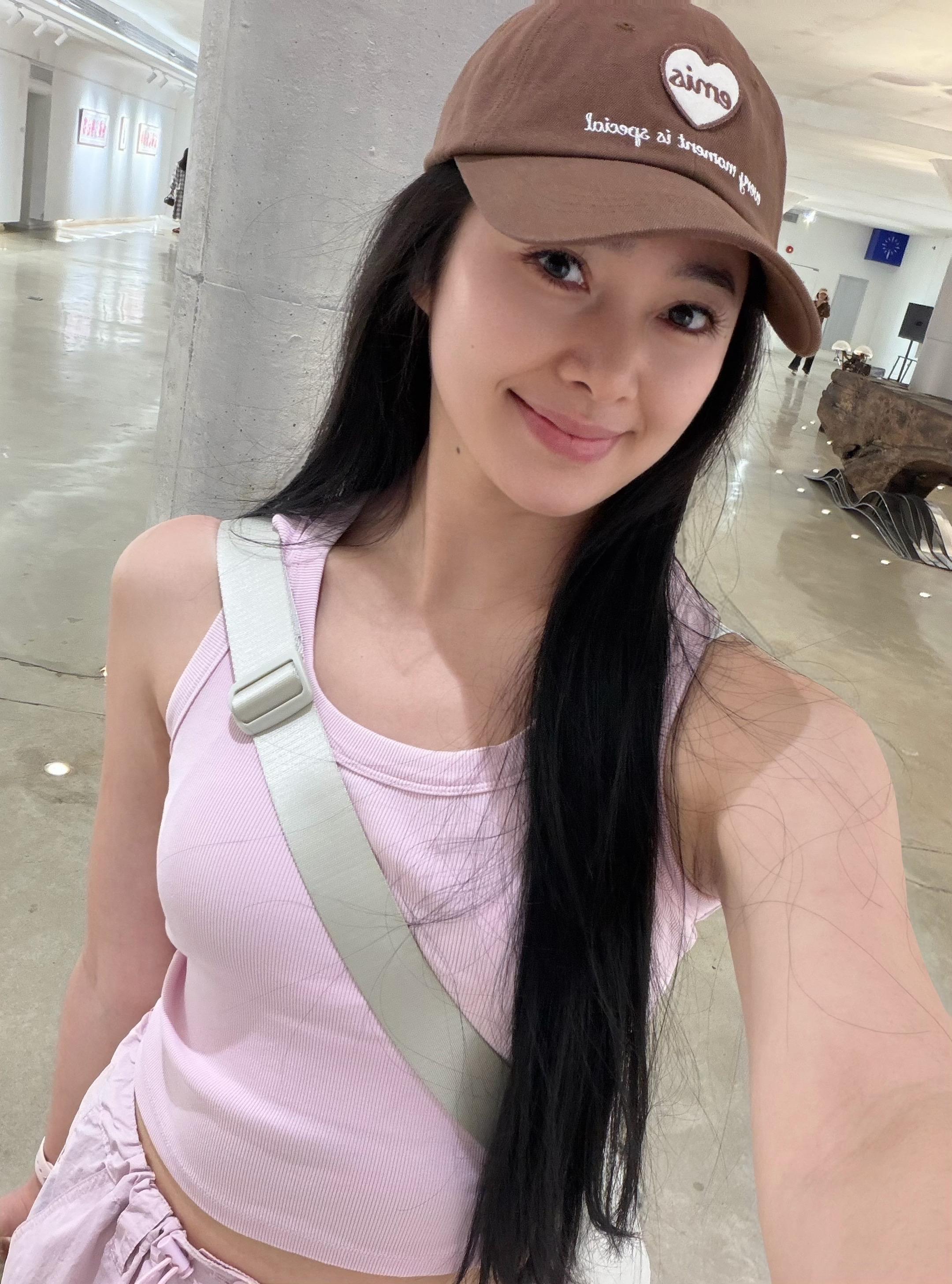 身体变强壮，内心就不容易疲惫。人生本就是在前进中不断寻找支点，运动，便...