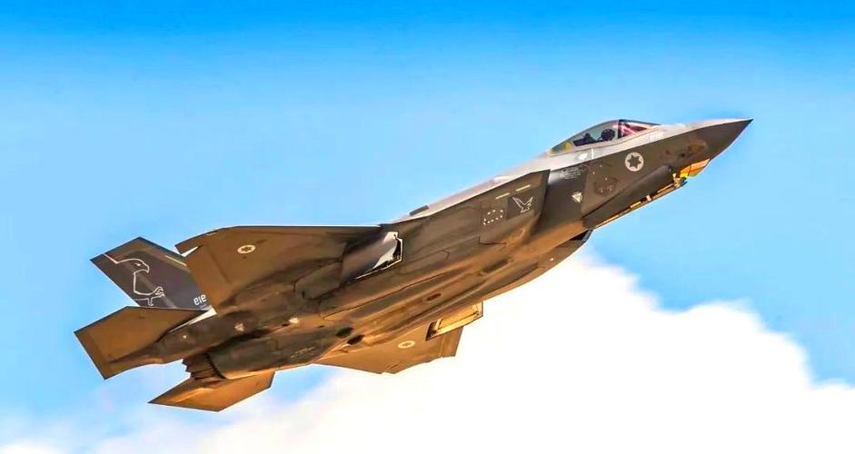 以色列这算盘打得，“即使承受700枚导弹报复，能推翻伊朗政权也值得”。

这是一