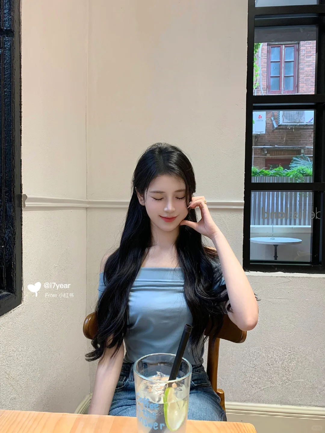 🦋