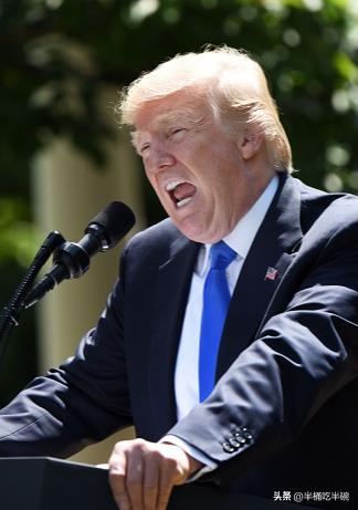 大家都知道特朗普不要脸，但是还是远远低估了他厚颜无耻的程度。
而且他是公开的不要