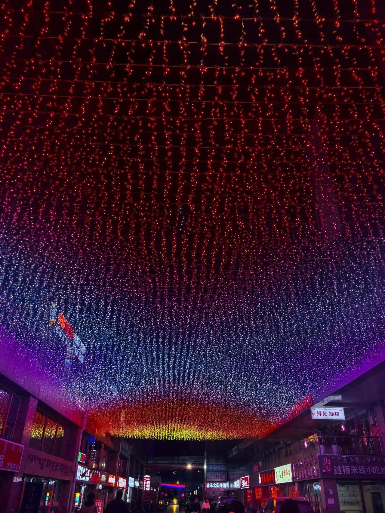 南城以南思念不归    北城以北深海未眠                    