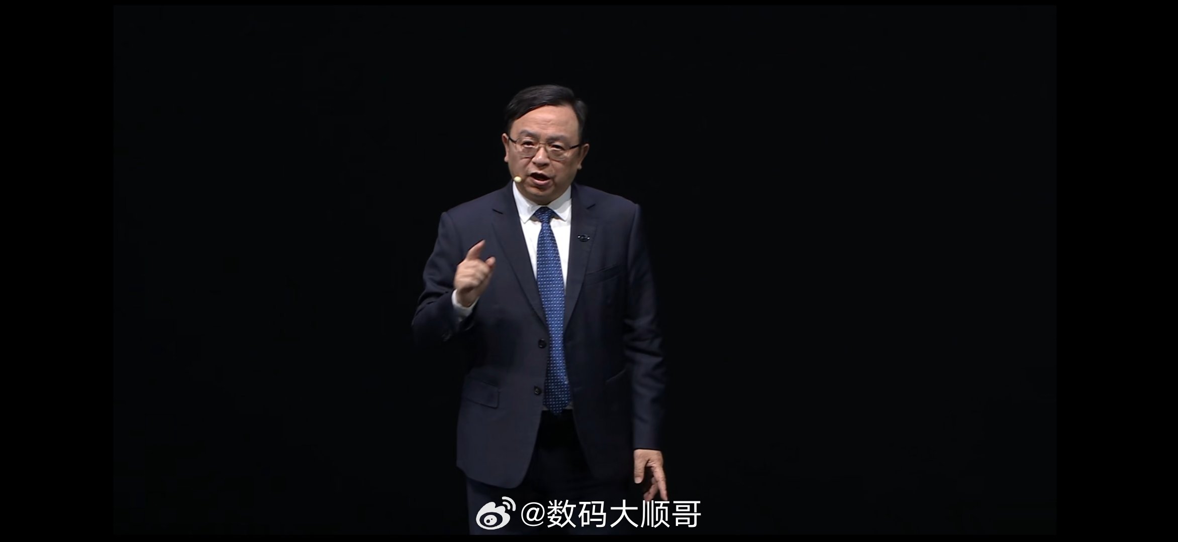 家人们，搭载第二代刀片电池的腾势Z9GT太顶了！续航直接干到1036公里，哇塞太