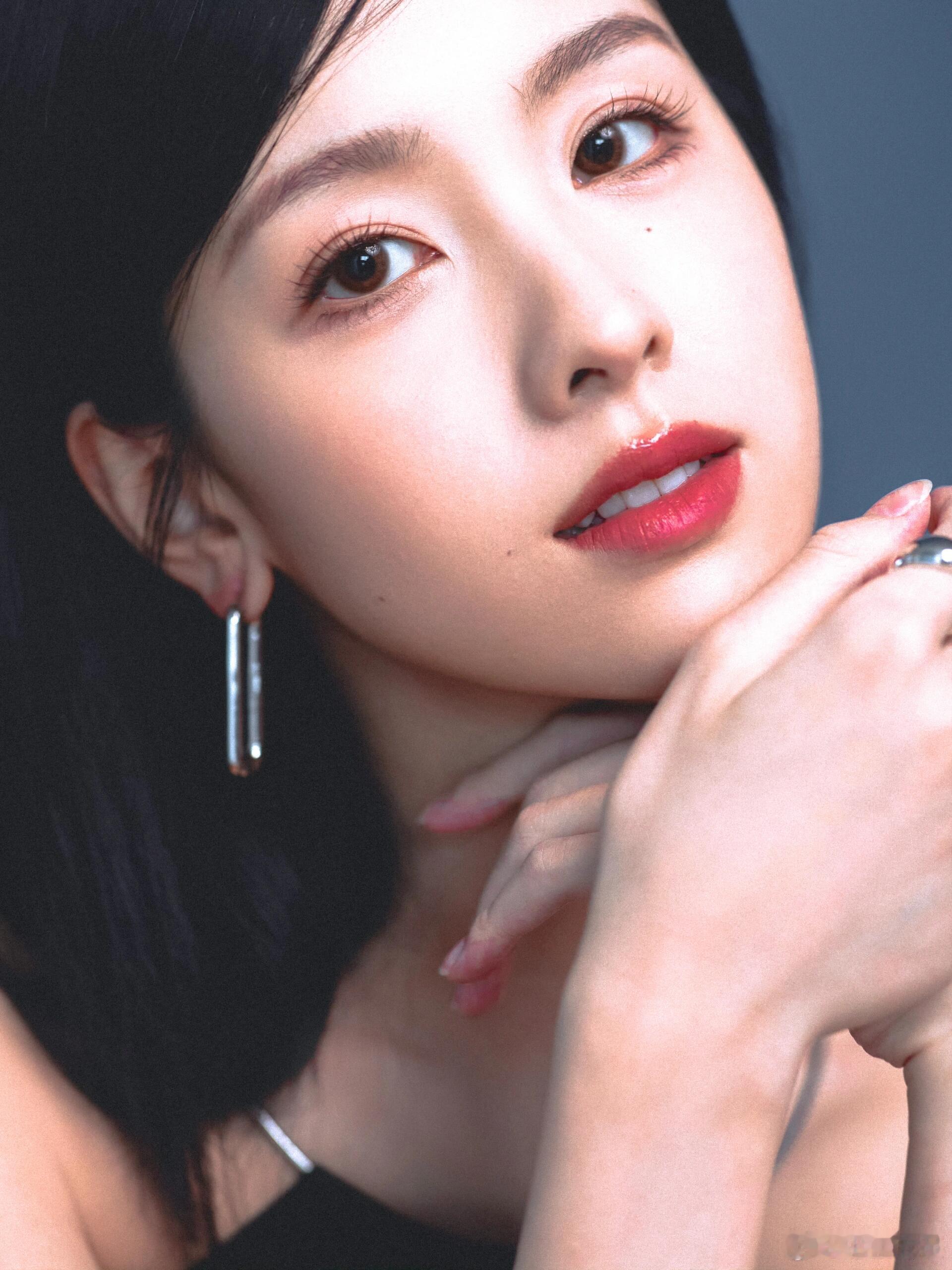 夏日里天气长，陈都灵怼脸的美貌， ​​​