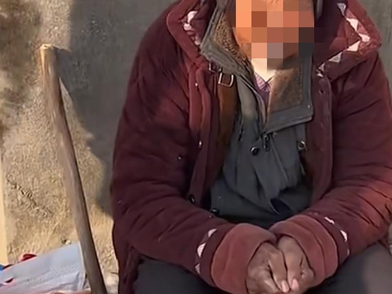 “38年了他们笑我娶不到媳妇。”
村里人见了我都摇头。说我废了，连个婆娘都找不到