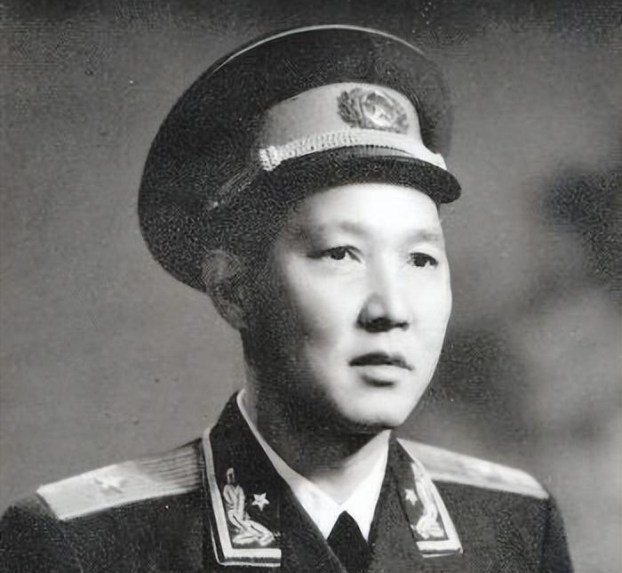 63军在铁原坚守十三天，两师顽强抵抗敌军压力，一师坚定决心让李奇微感到犹豫不决吗