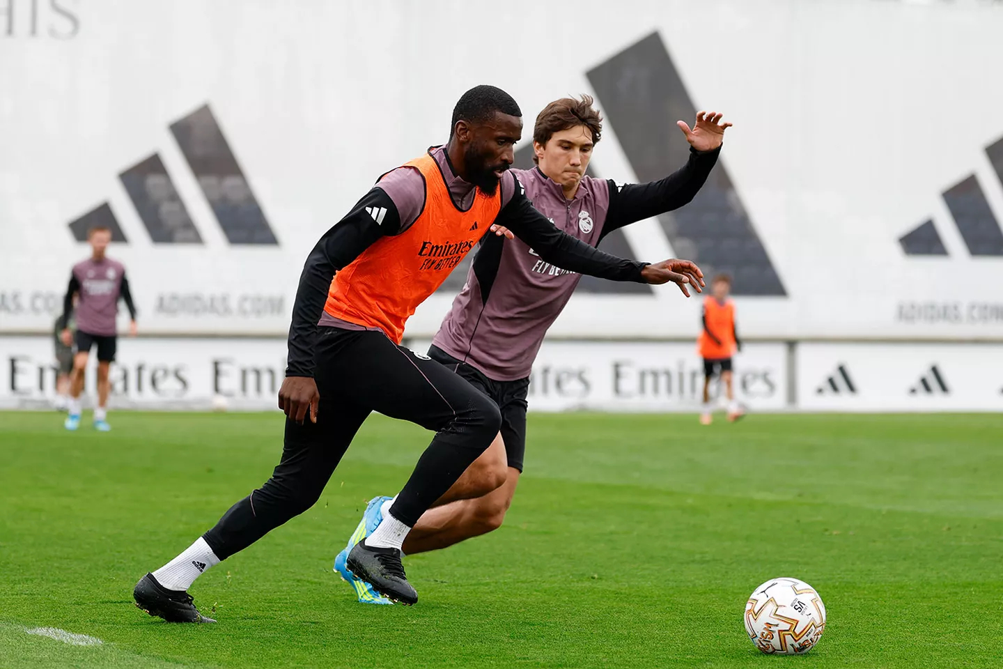 2026.3.21今日，球队完成备战马竞。皇马训练halamadrid