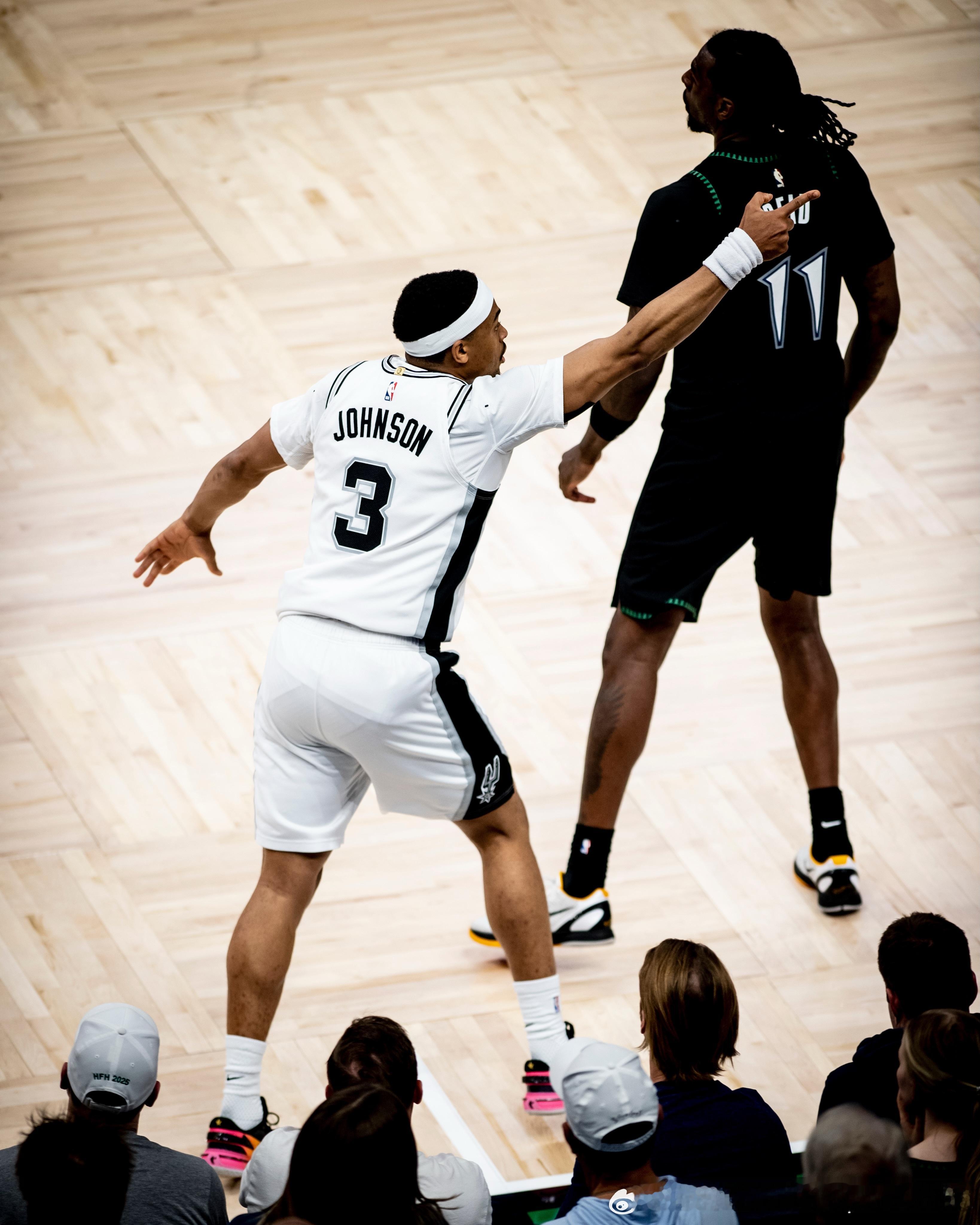 一步一步！一锤一锤！gospursgo！ 