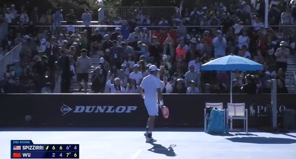 加油！吴易昺抢七取胜+连追两盘，目前2-2斯皮兹里