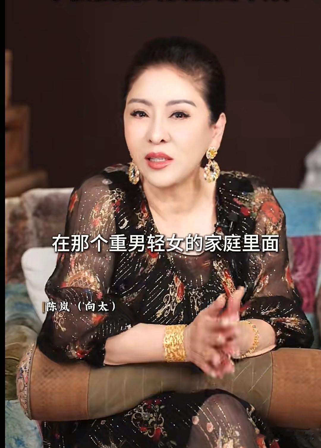 向太：我有个台湾闺蜜，当年我们19岁一起做模特。她家一连生了六个女儿，一心追儿子