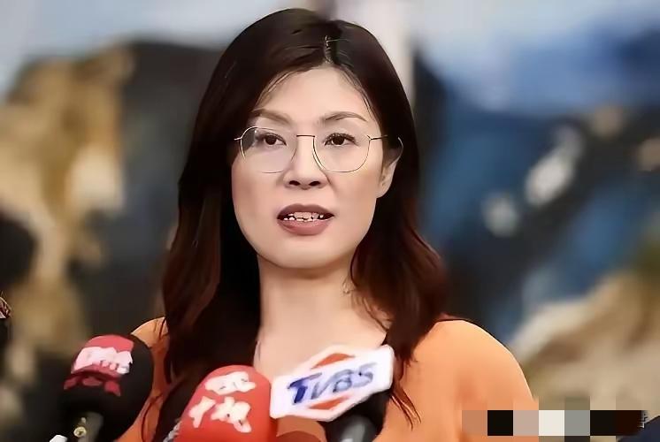 台湾光复节邀访大陆，郑丽文喊着要来，这次却注定缺席！
 
国台办敞开大门邀台胞共