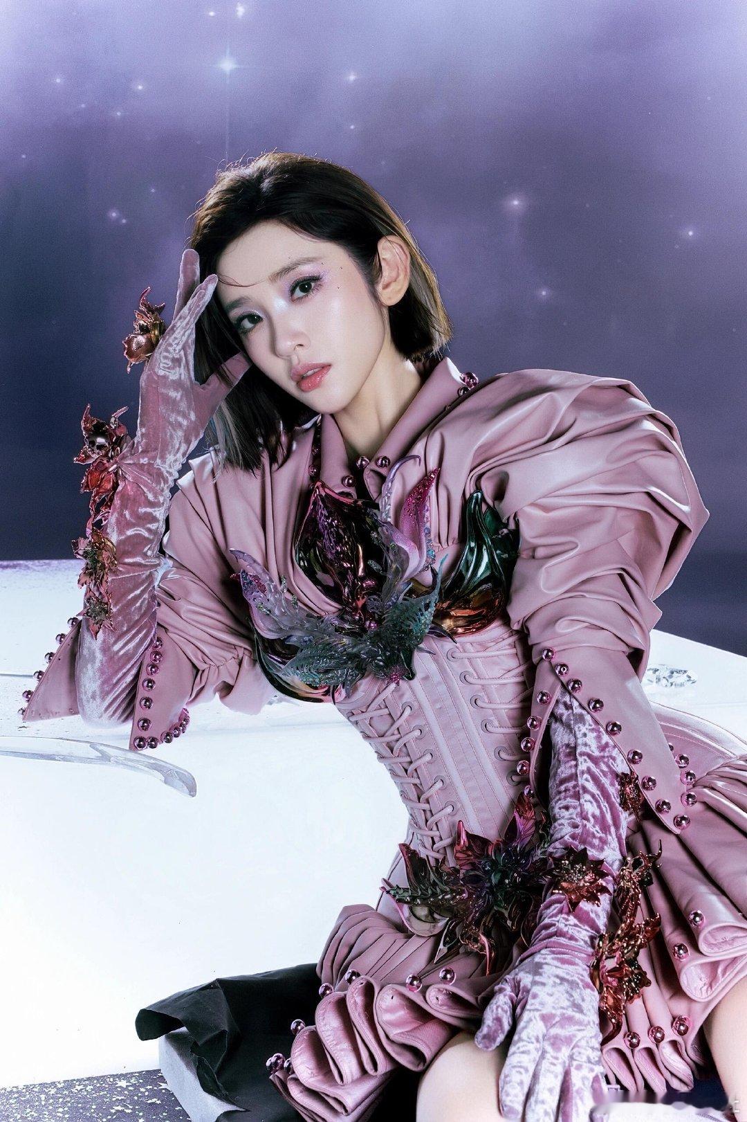 唐艺昕爆改辣艺昕唐艺昕rap不烫嘴了 甜辣反差感拉满，颜值与说唱实力同步升级浪姐
