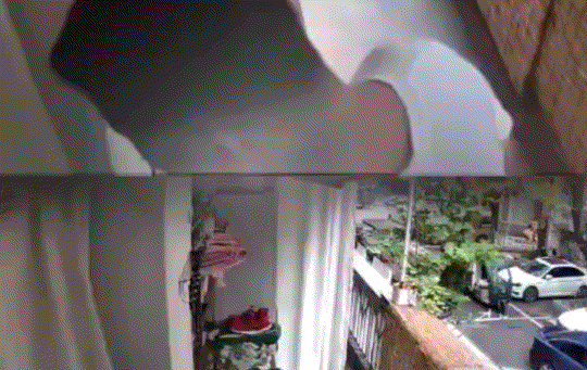 湖南长沙，一女子洗澡后在手机上下单上门取件退货服务。不料下单仅三分钟后，这快递员