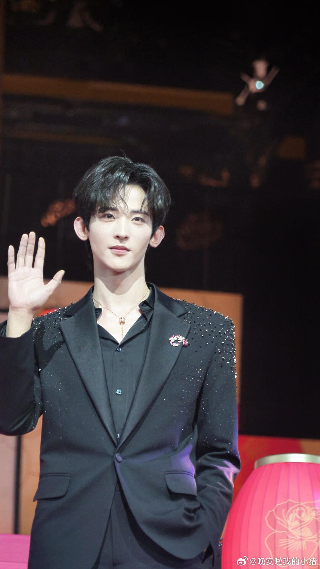 常华森赖伟明兰蔻游园会活动生图，一黑一白，你Pick哪一位？ 