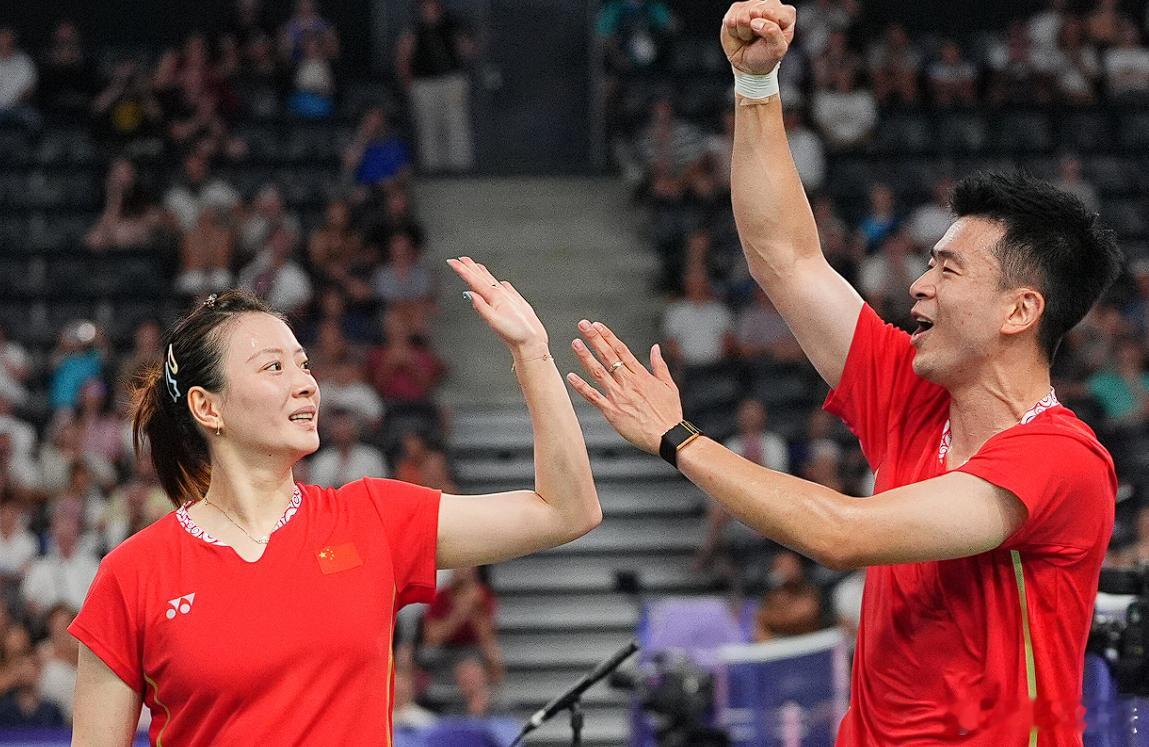 #雅思组合实现大满贯# 雅思组合成立以后中国羽毛球混双真的是稳定拿分得牌项目了！