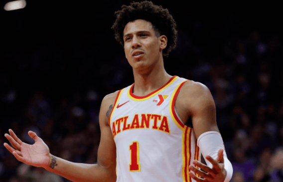 全能表现！杰伦-约翰逊半场10投6中到12分5篮板2助攻1抢断