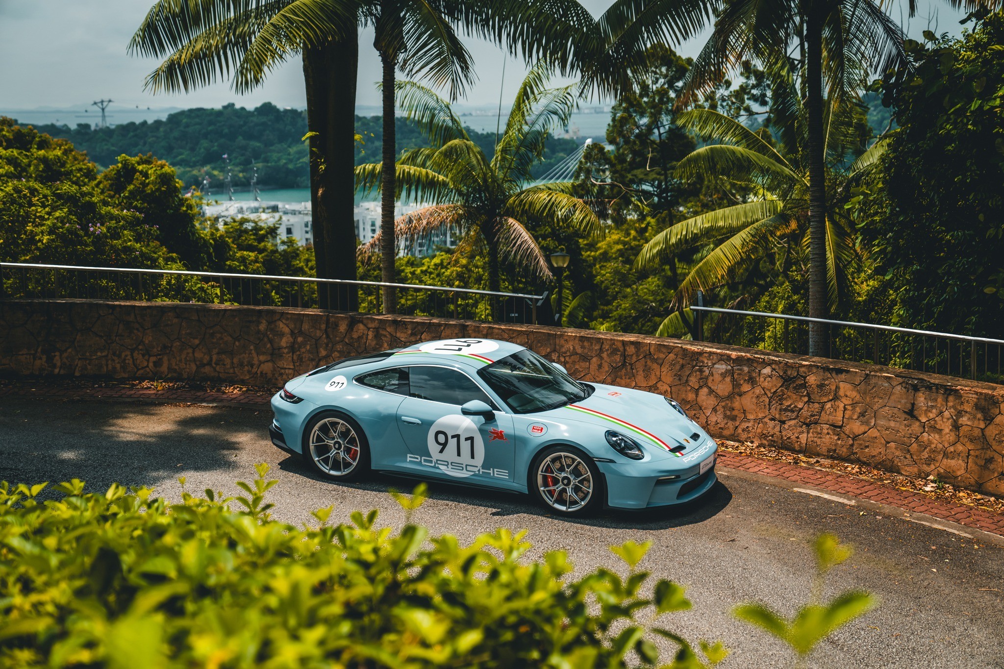 保时捷911 GT3 Touring太低调怎么办？弄点拉花… ​​​