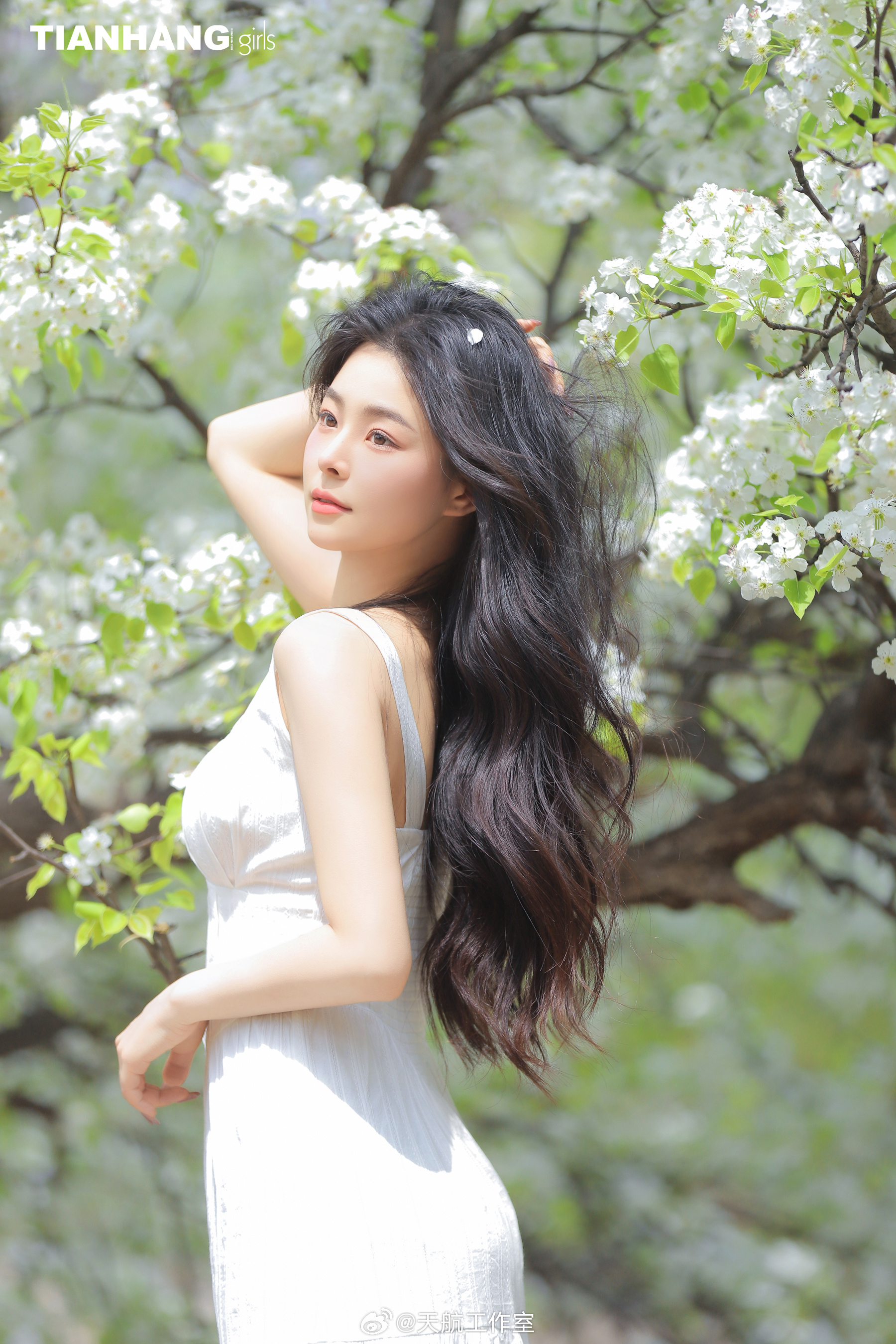 ✨梨花似雪 温柔如你这是四月的限定浪漫💫天航工作室韩系少女心花漾外景早春系列