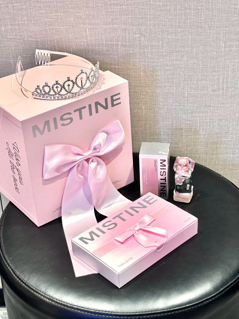 Mistine！离了你还有谁把我们当公主宠啊！这个mistine粉黛结愿礼盒才是