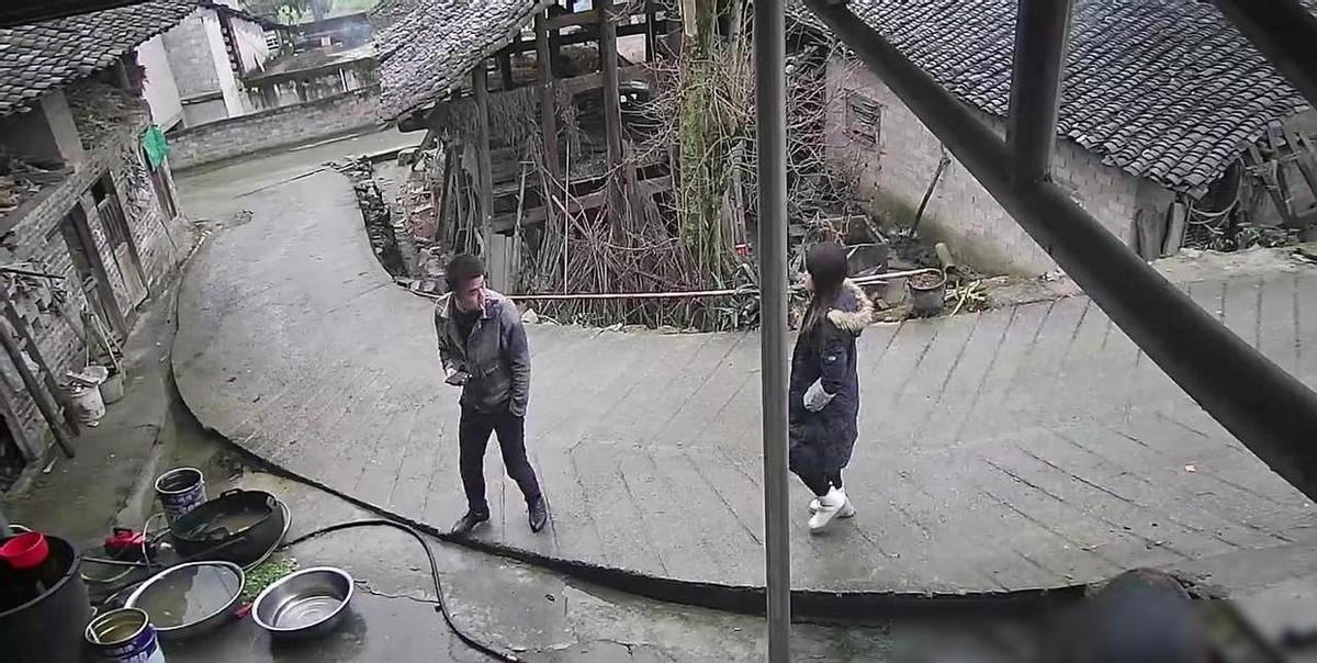 拥有一个有幽默感的老公真是太重要了，或许这就是幸福的秘诀！