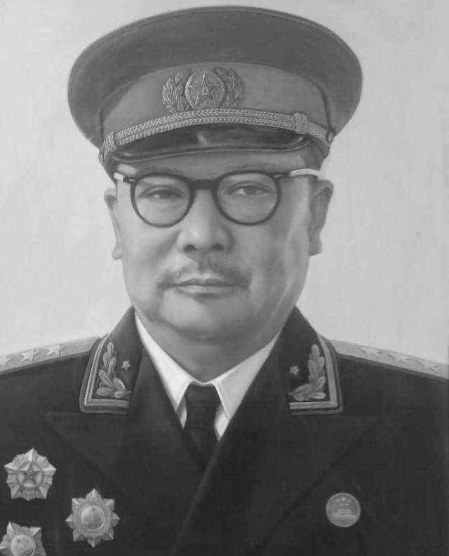 1949年，毛主席去苏联访问前，叫来李克农，对他说：“我离开北京后，你把‘040